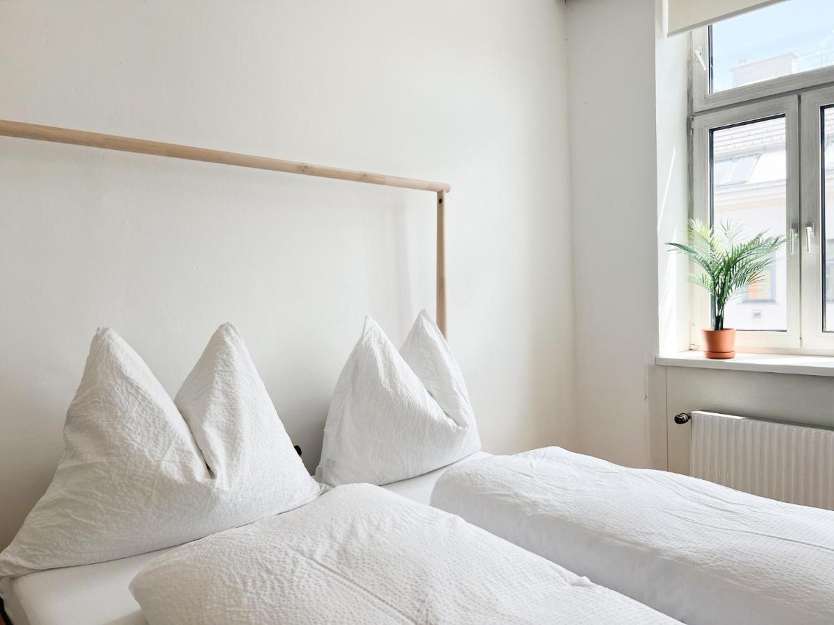 Central Apartment Next To Belvedere Castle Vienna Luaran gambar